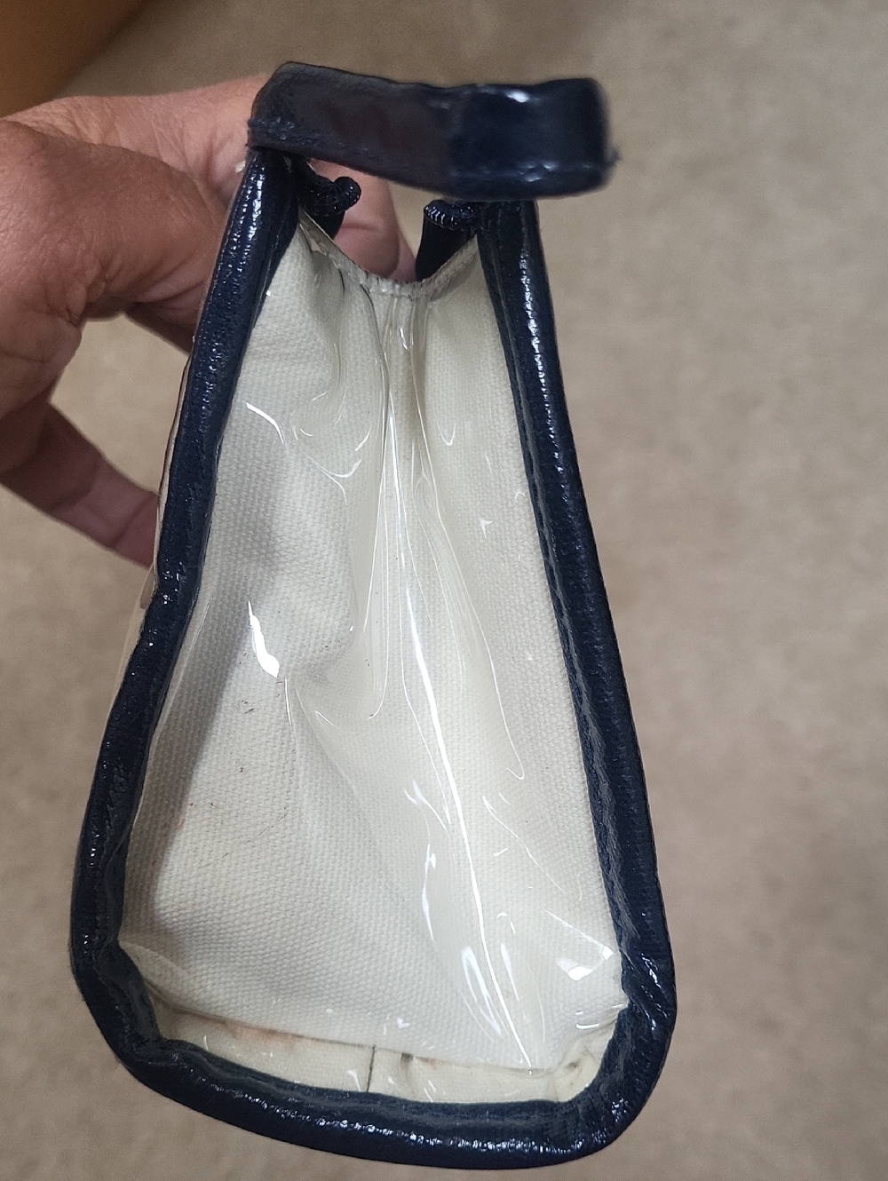 Golf Girl Navy & Cream Wristlet Pouch Canvad W Plastic Lining Wipeable Like New - Picture 8 of 9